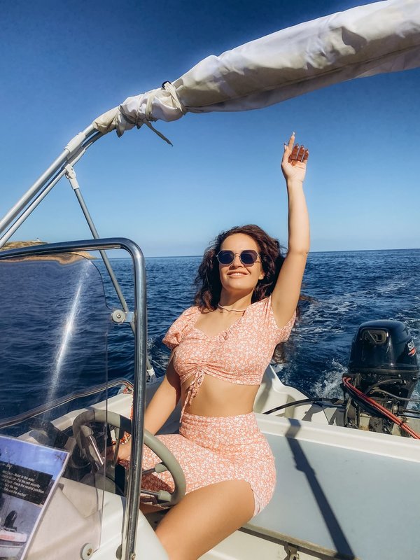 Naviguez librement avec notre offre de location de bateau à Montpellier !